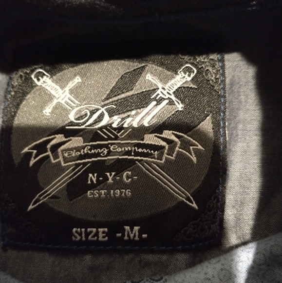 Drill boysM button down read sizing pls😊 - Picture 6 of 10